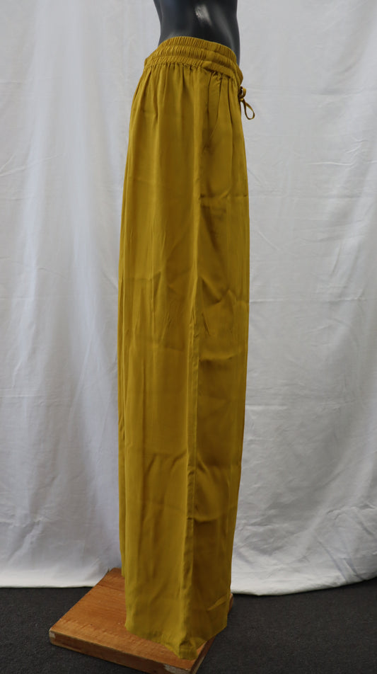 M A X Pants M