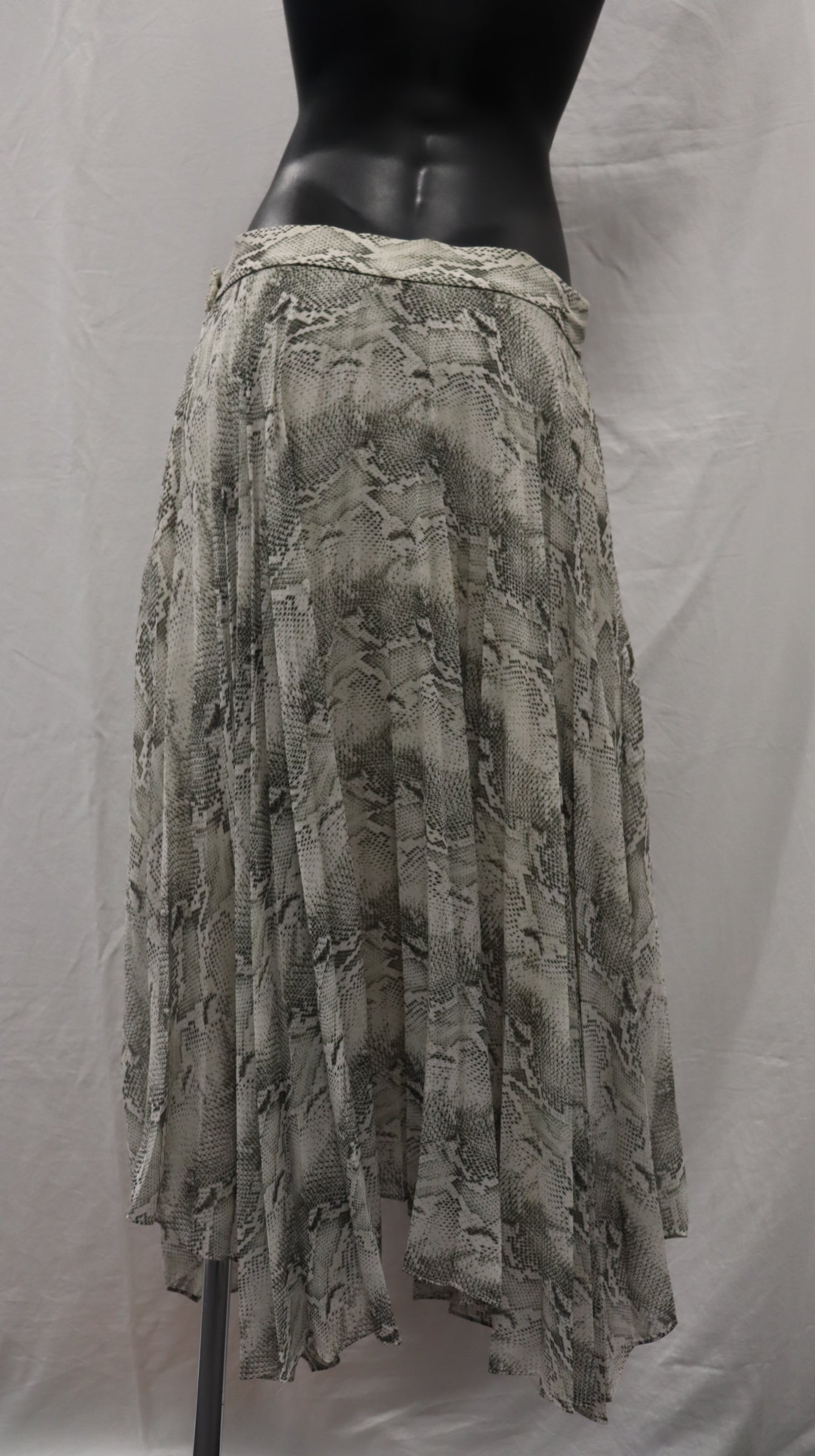 C & M | CAMILLA AND MARC Maxi Skirt 12