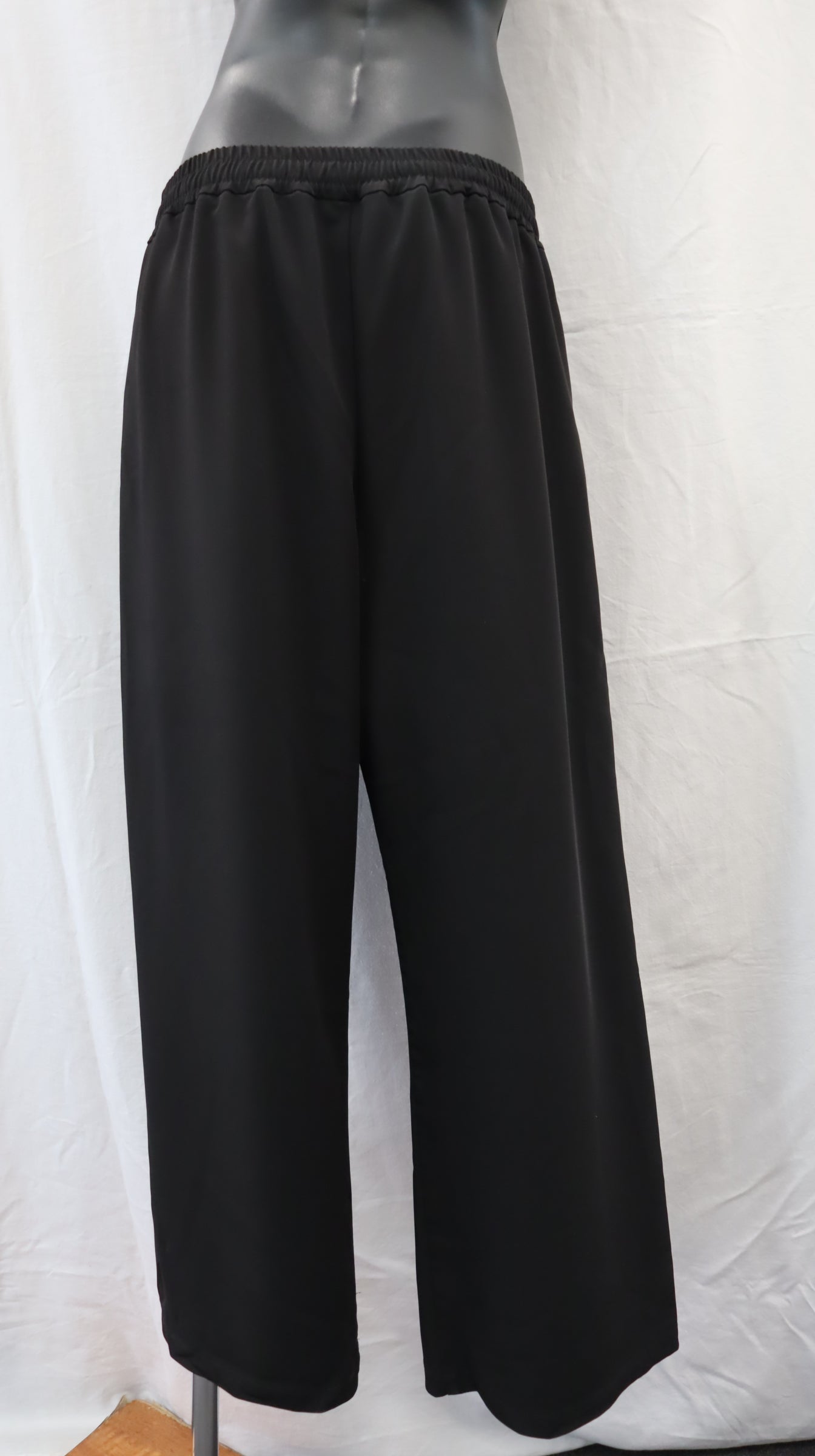 moochi Pants 10