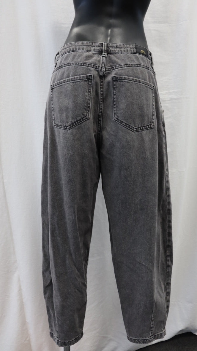 ZARA Jeans 10