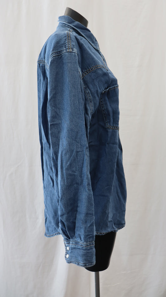 Levi Strauss & CO Button Up XL