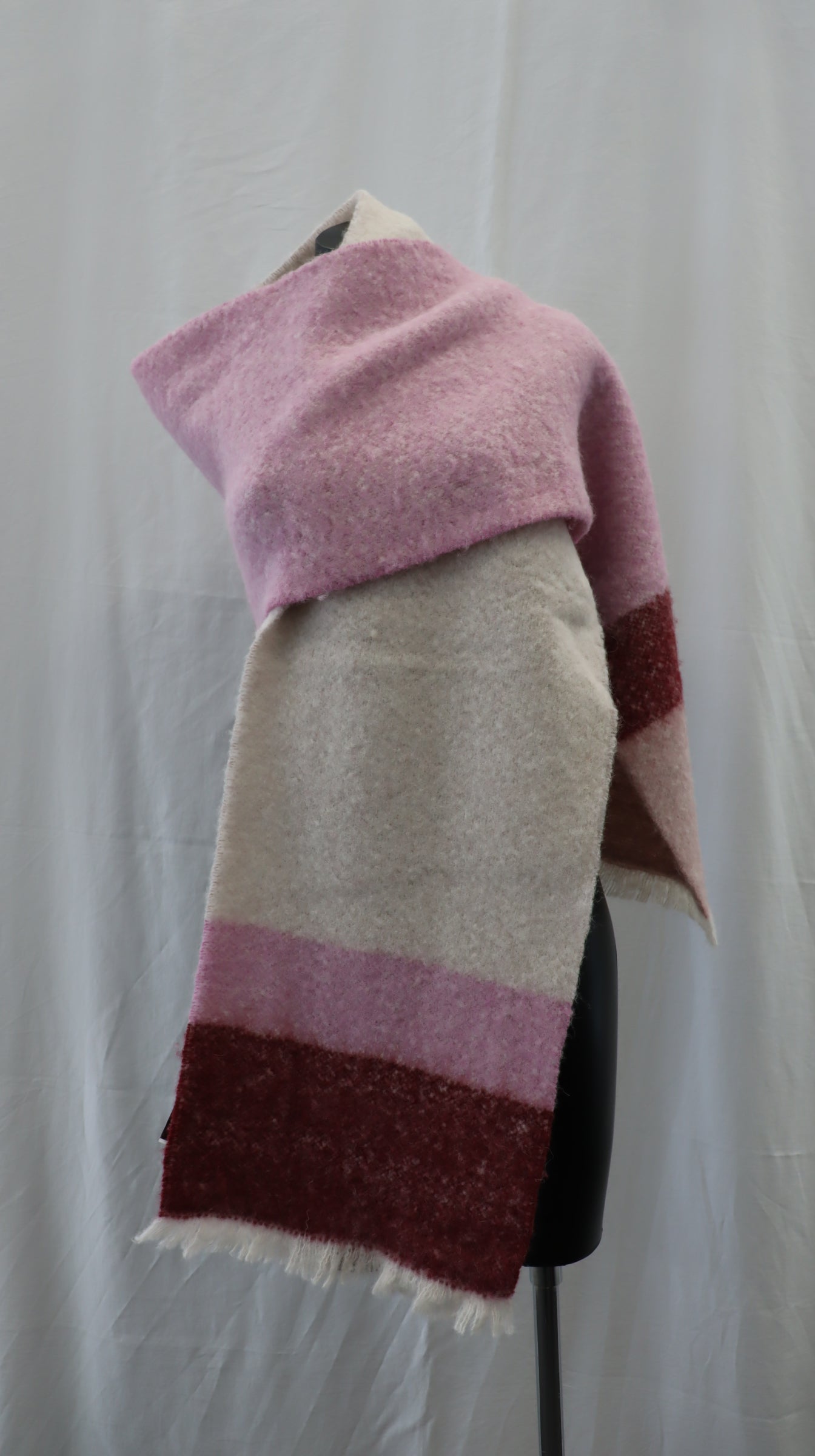 COUNTRY ROAD Scarf N/A