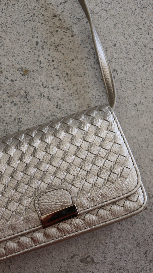 *NO TAG handbag N/A