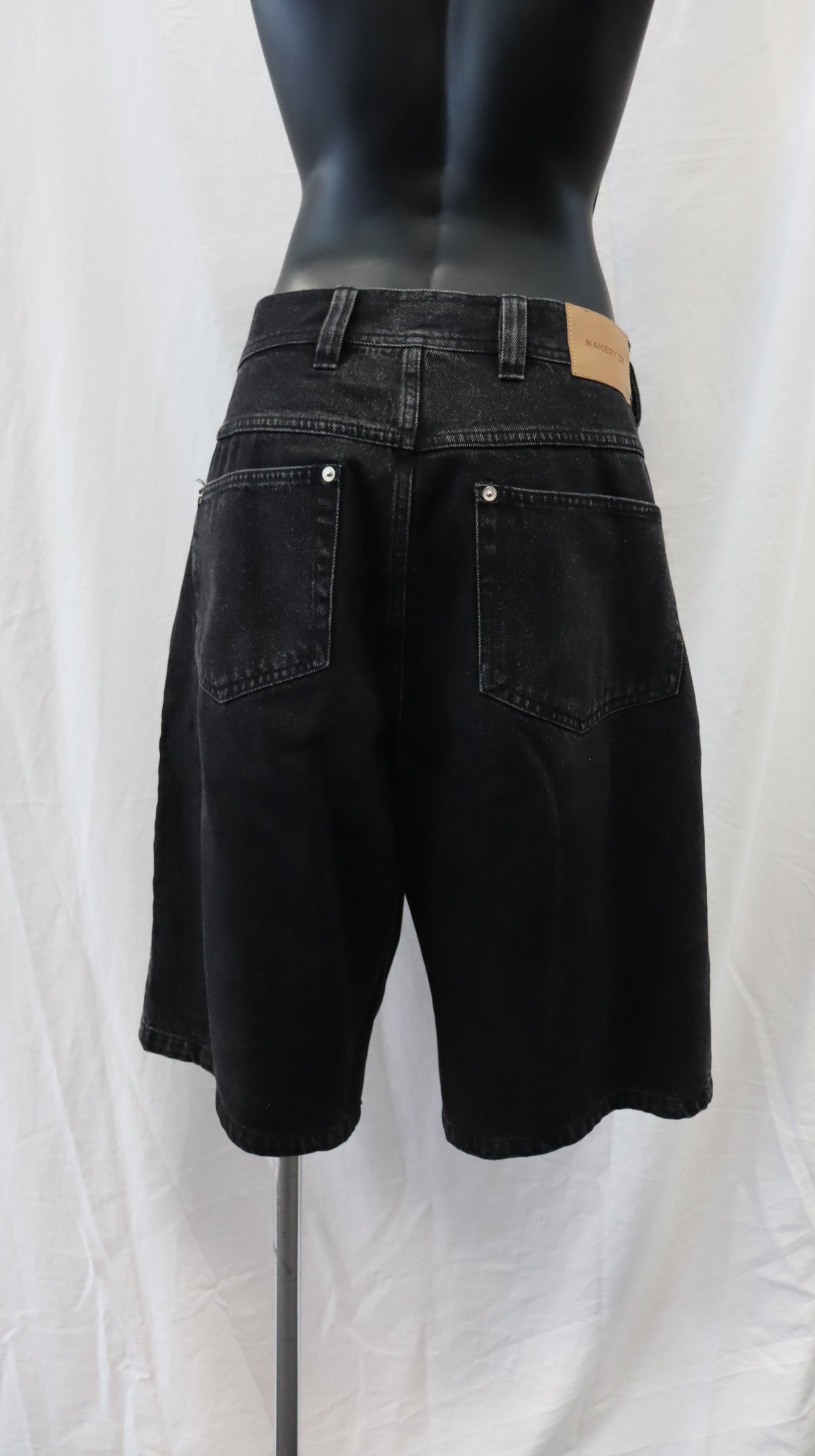 nakedvice Shorts M