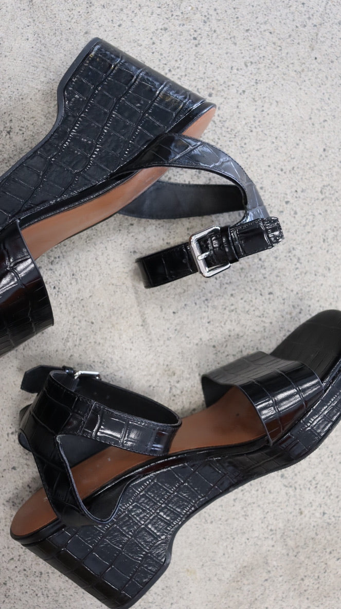 MI PIACI Heels 40