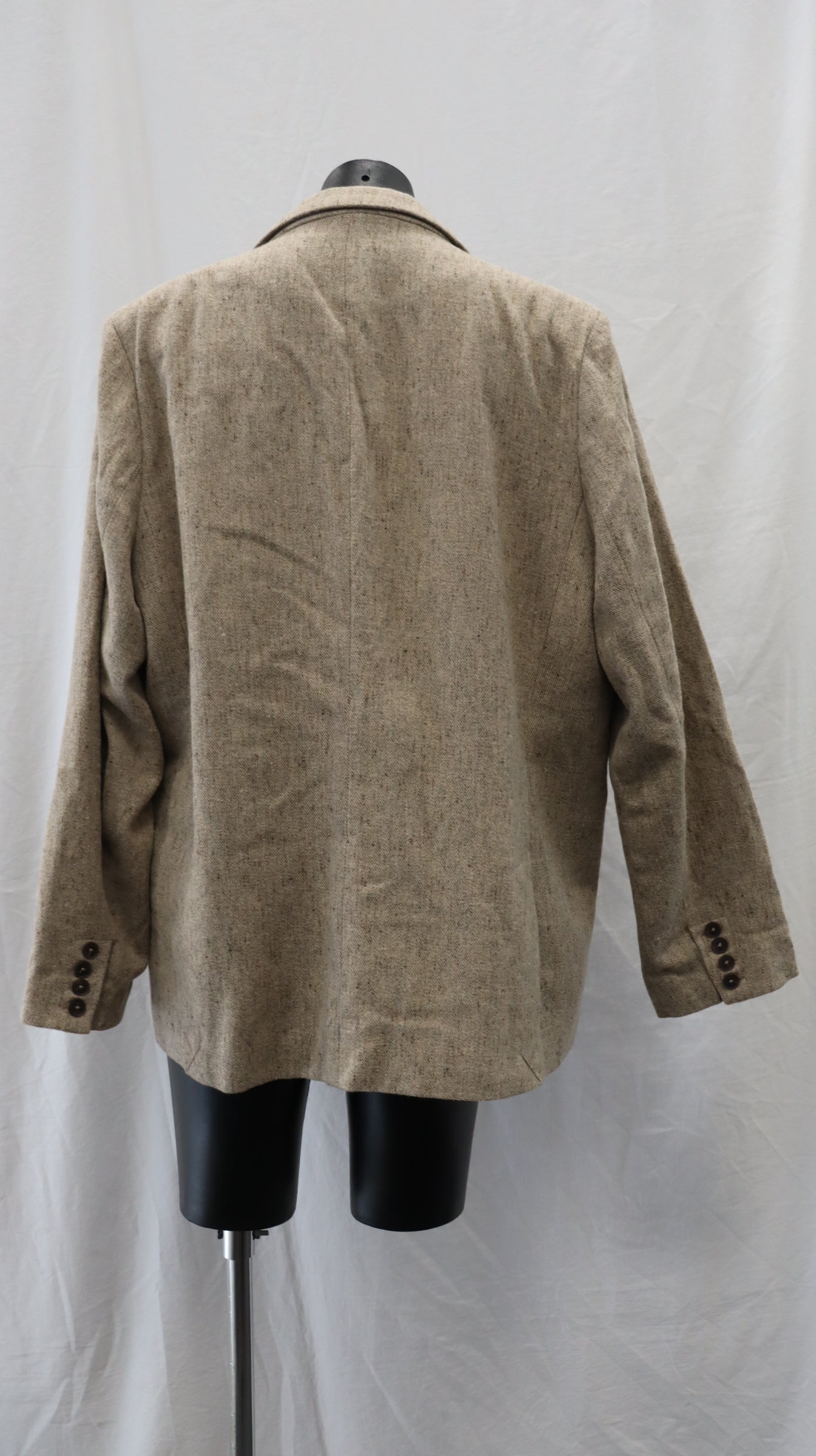 M A X Blazer 16