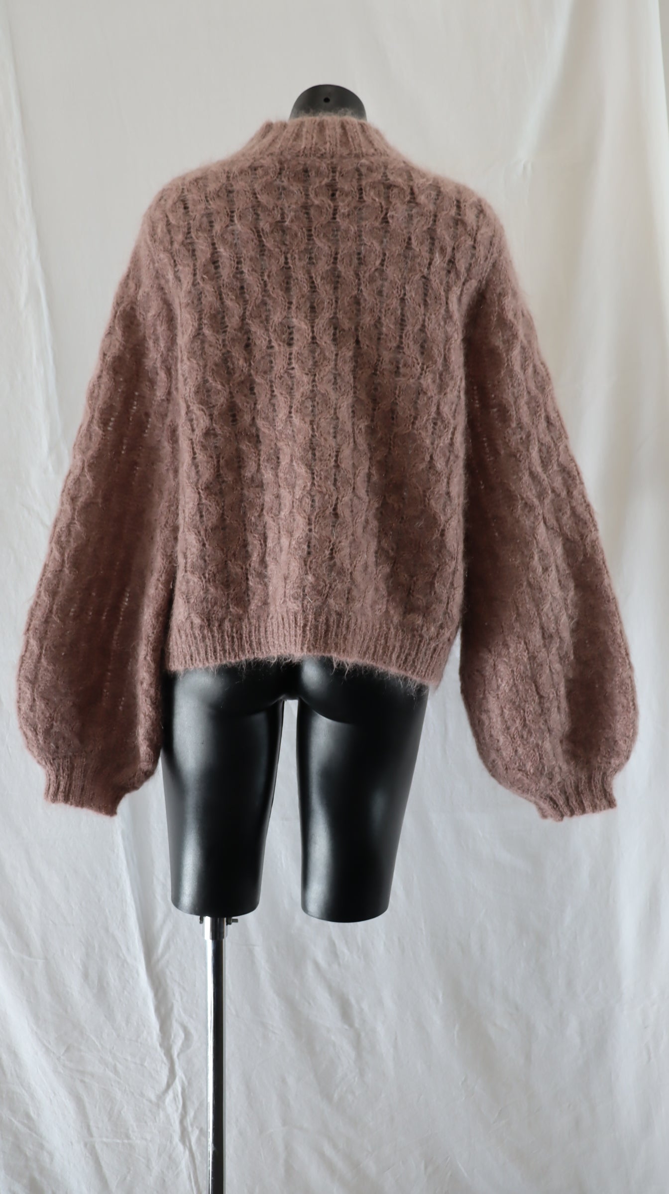 MARLE Knit 8