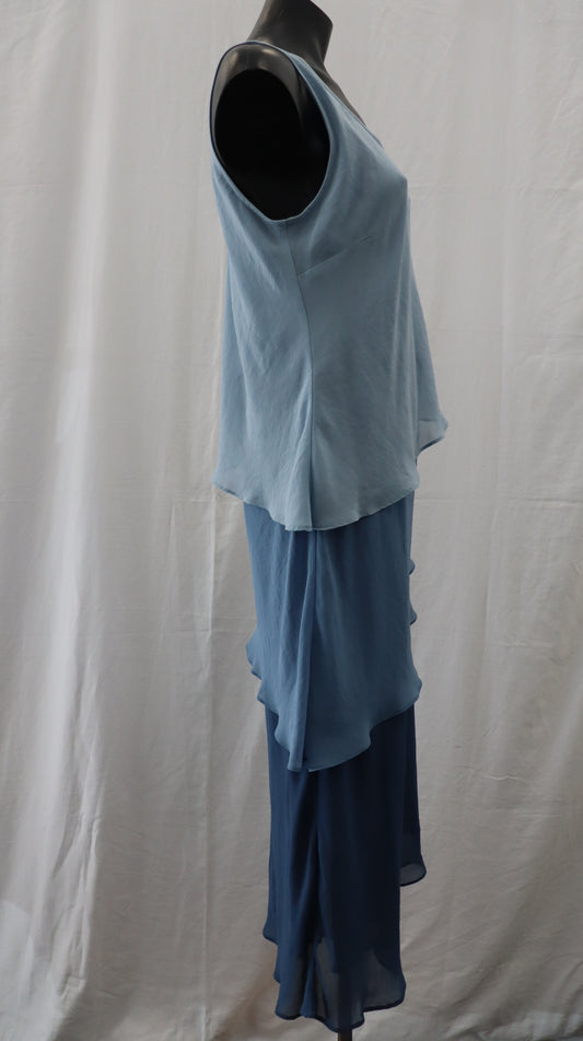 Cachet Midi Dress 10