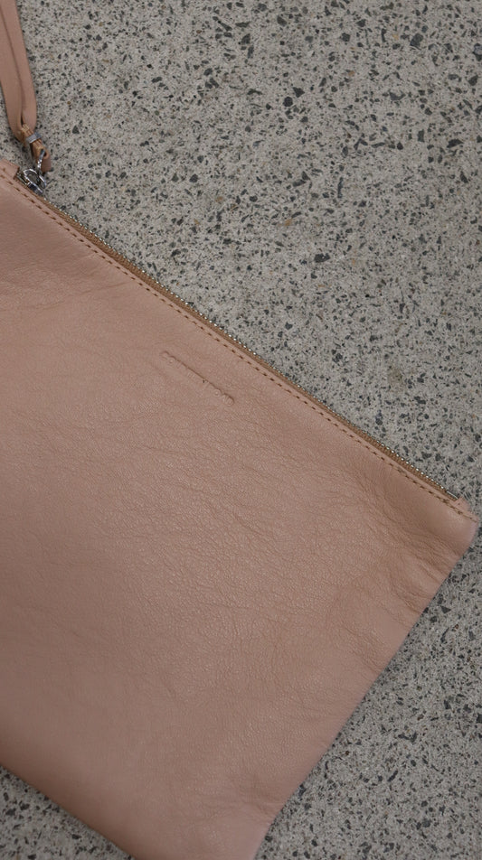 COUNTRY ROAD Clutch N/A