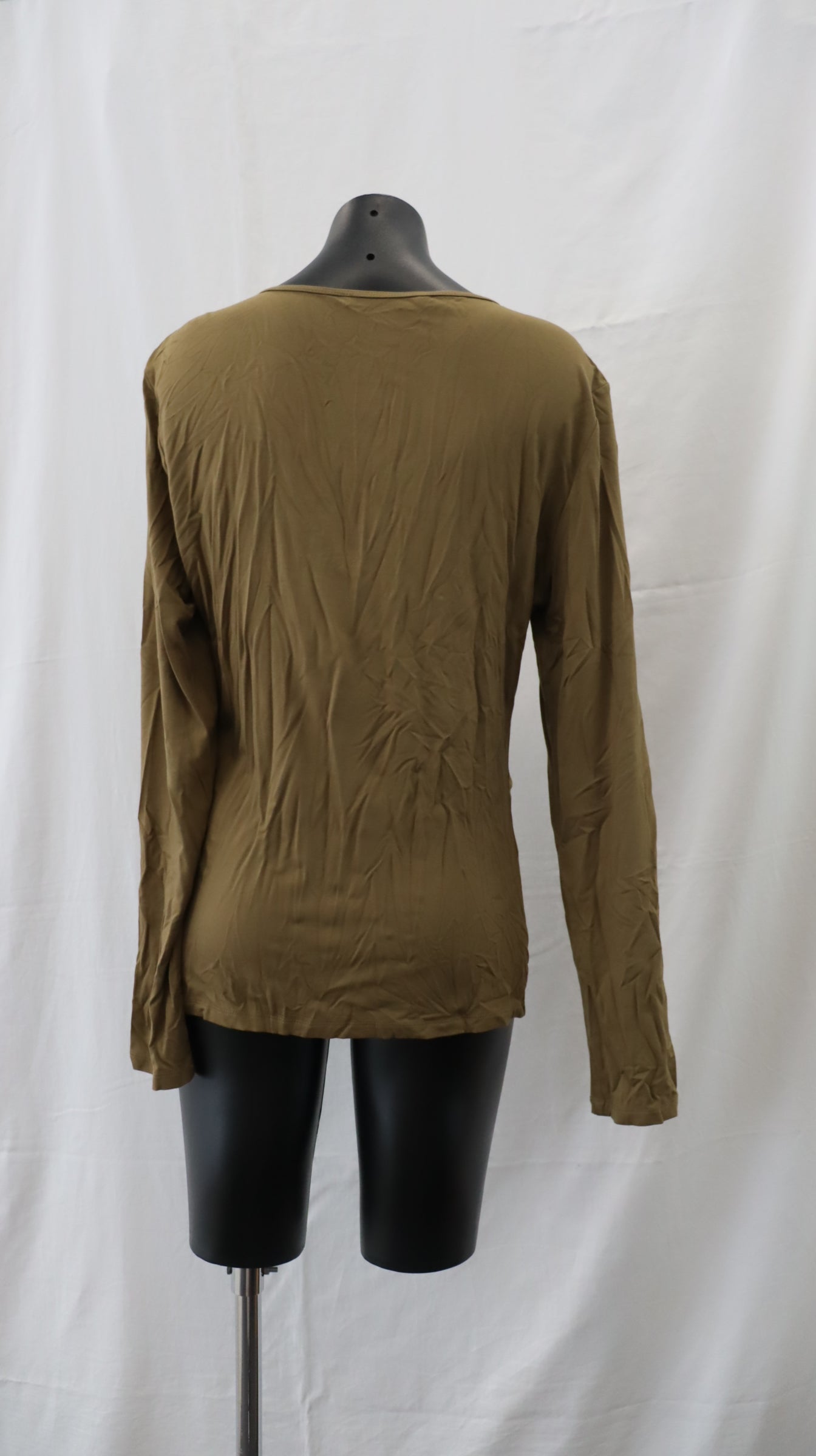 THIRD FORM Long Sleeve 14