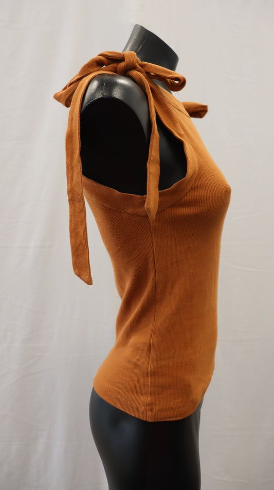 Caitlin Crisp singlet 10