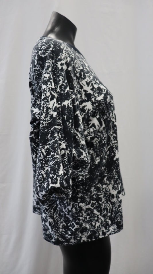 kowtow Tee S
