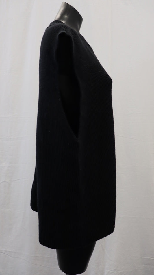 commoners Vest 10