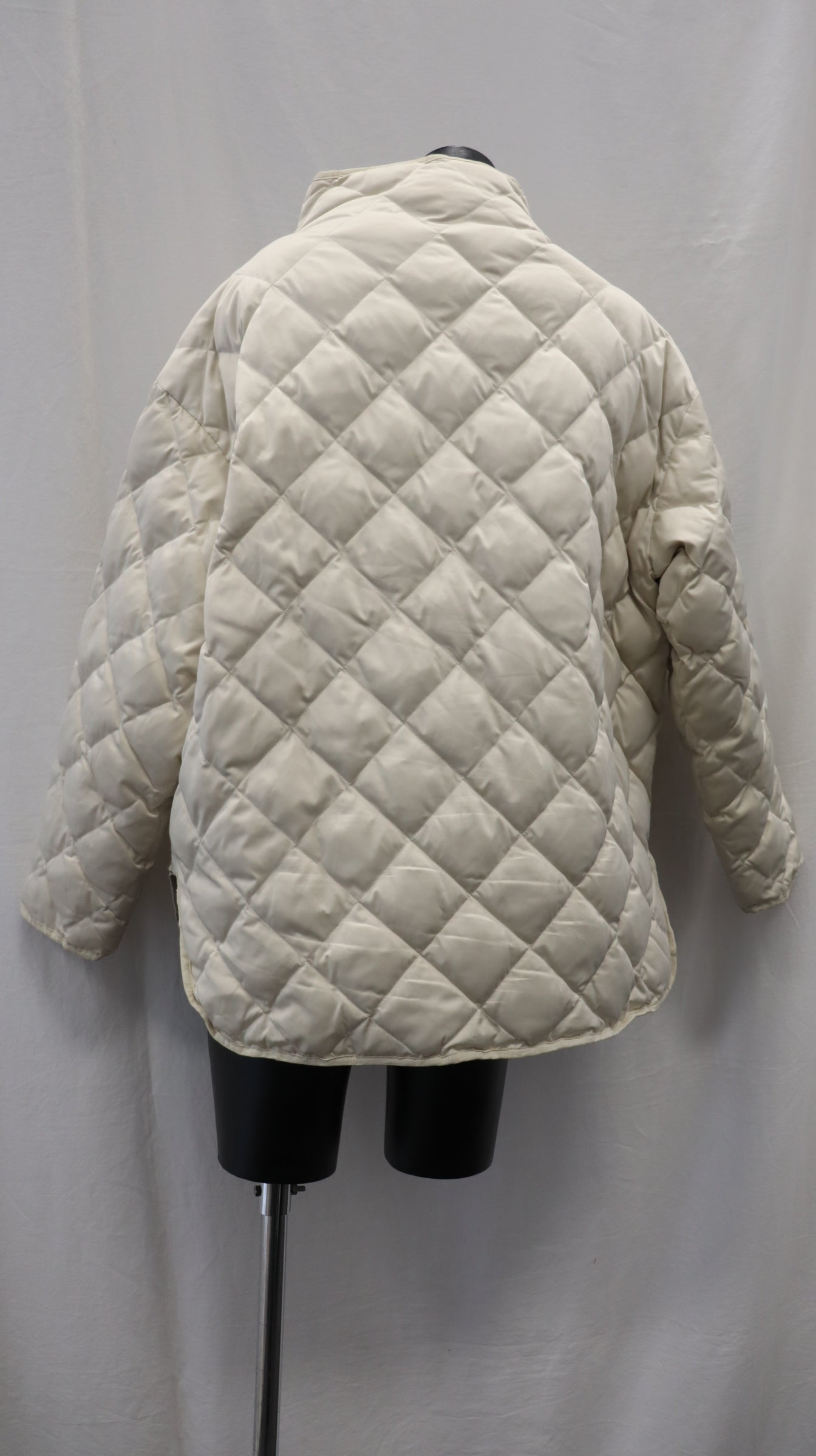 Sills Jacket 16