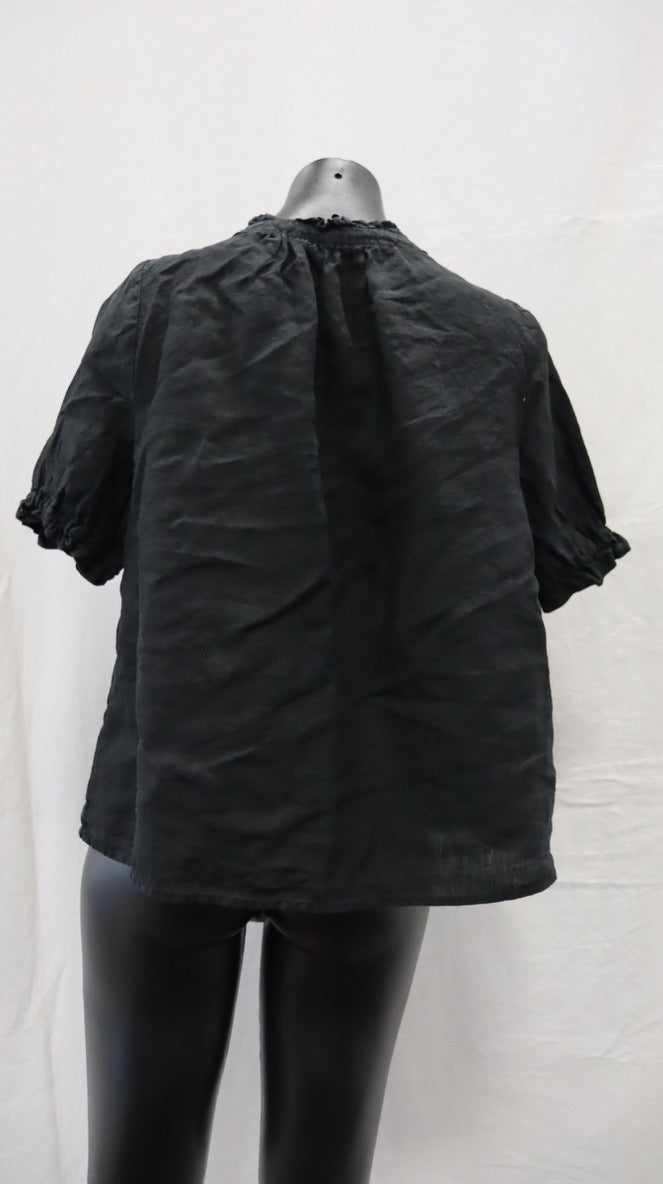 M A X Button Up 8