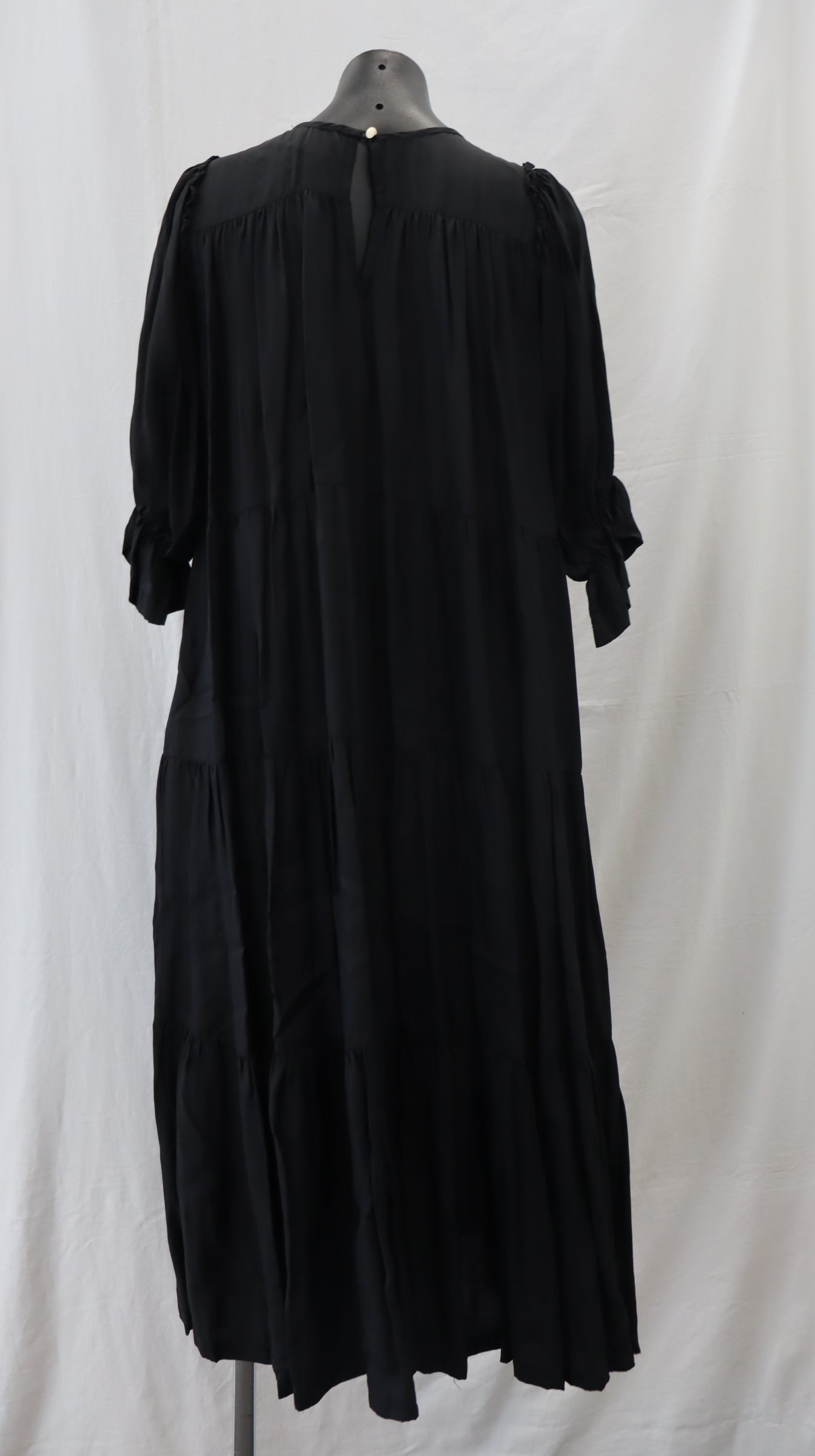 B L A K L U X E Midi Dress 6