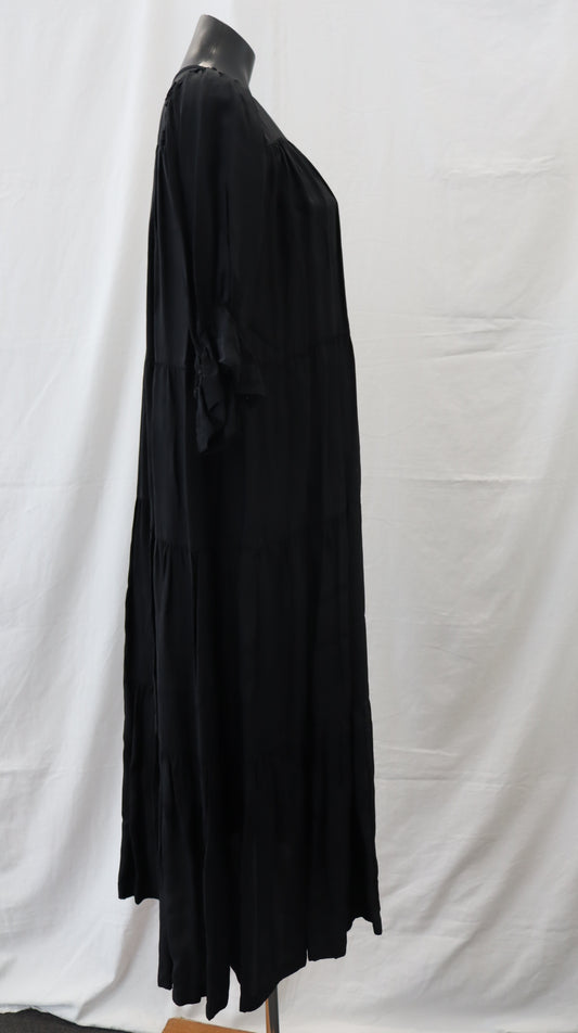 B L A K L U X E Midi Dress 6