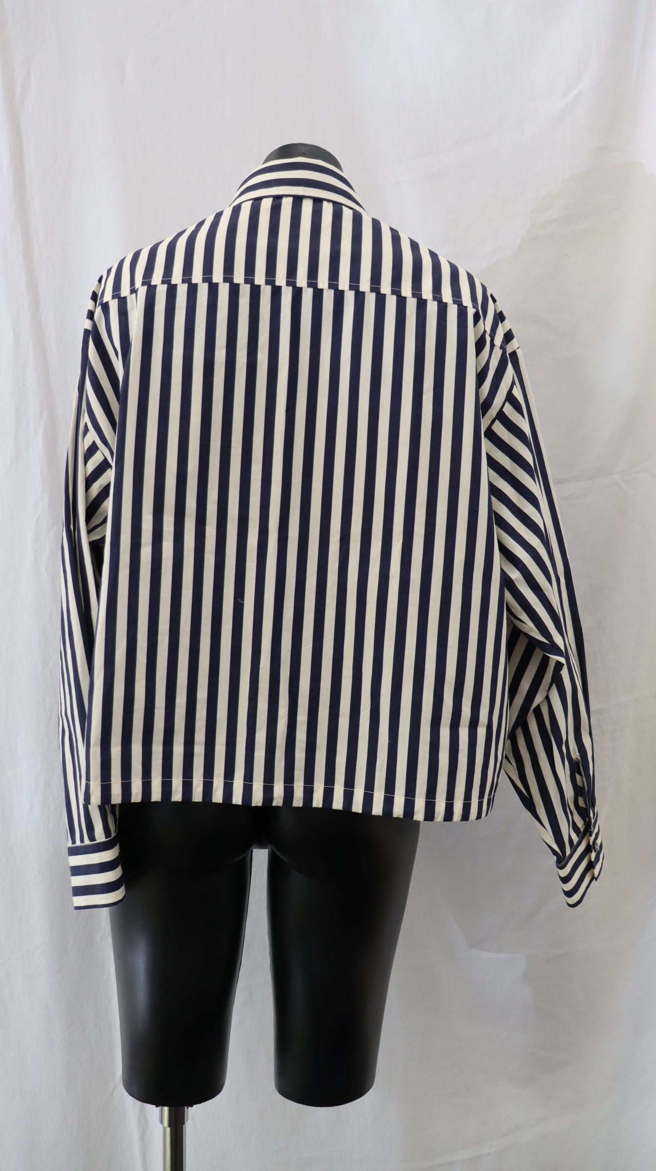 RICOCHET Button Up M