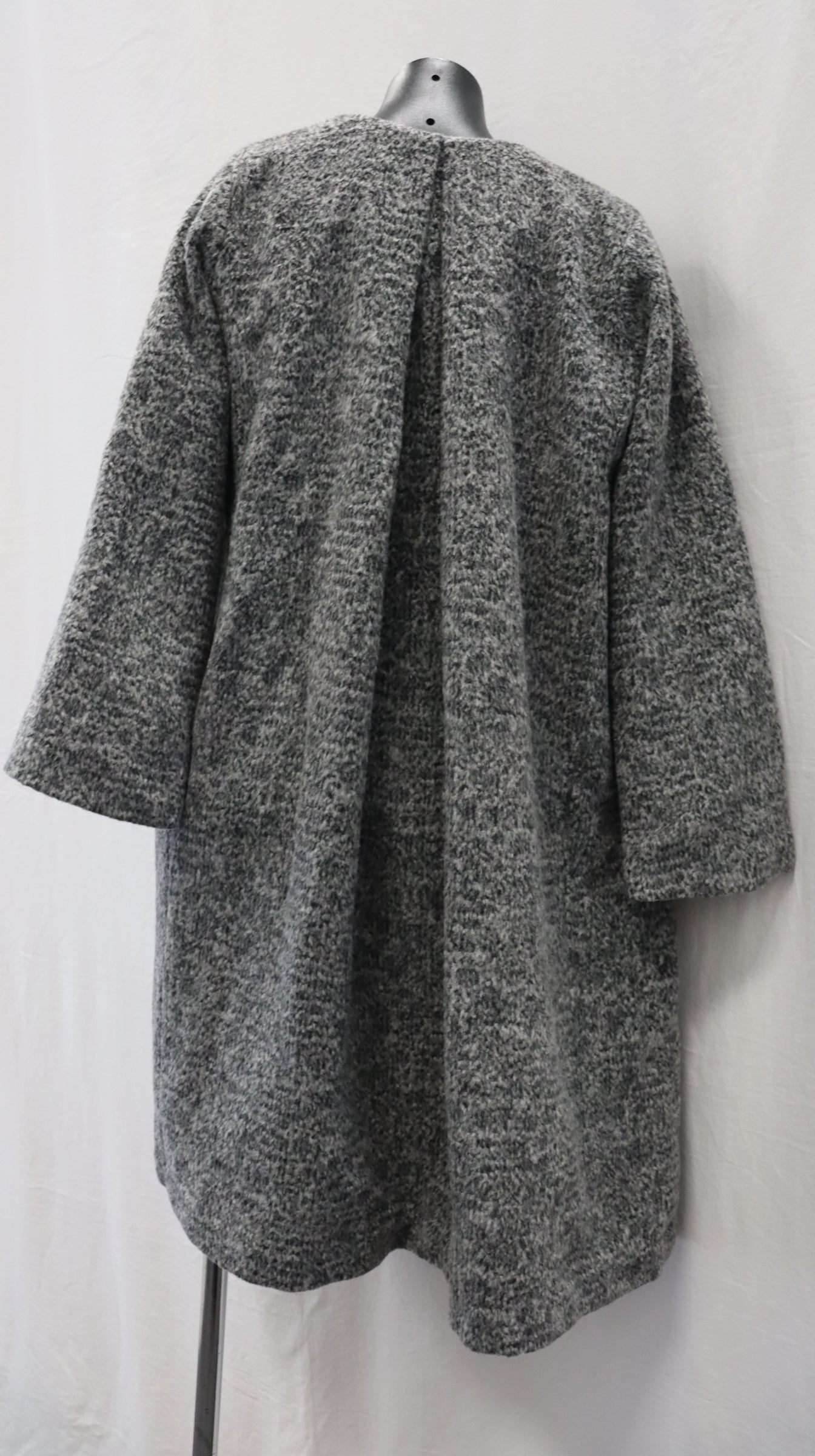 B L A K L U X E Coat 10