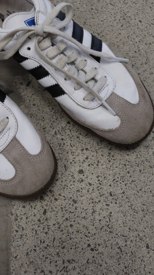 adidas Sneaker 7 1/2