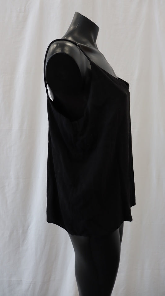 M A X singlet 16