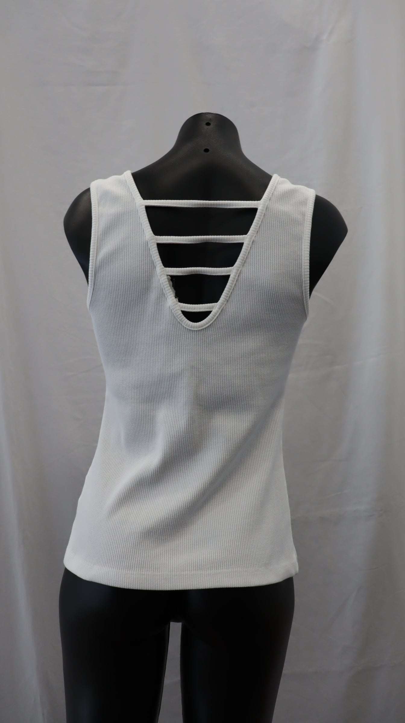 VIKTORIA WOODS singlet 10