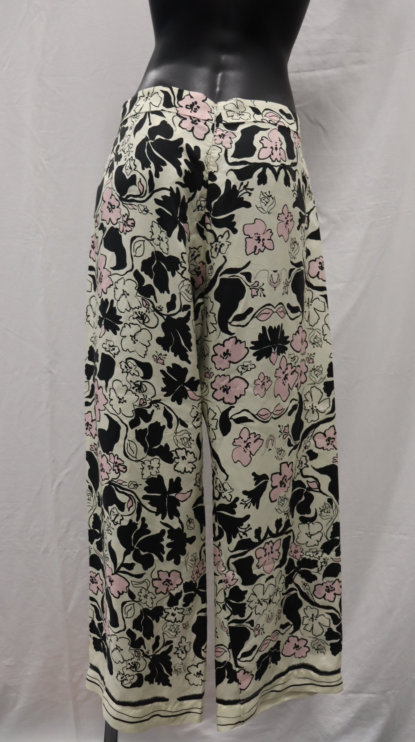 VIKTORIA WOODS Pants 8