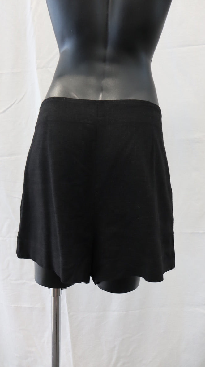 Caitlin Crisp Shorts 12
