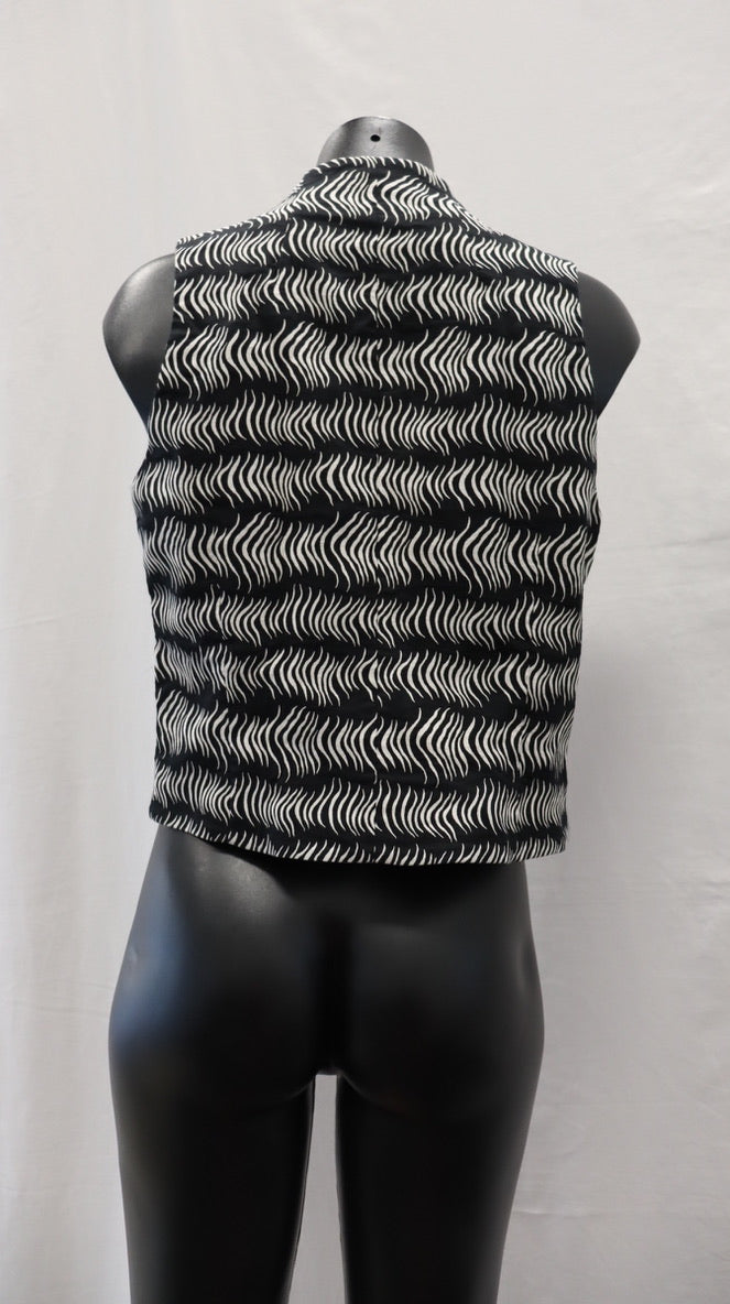 CUE Vest 12
