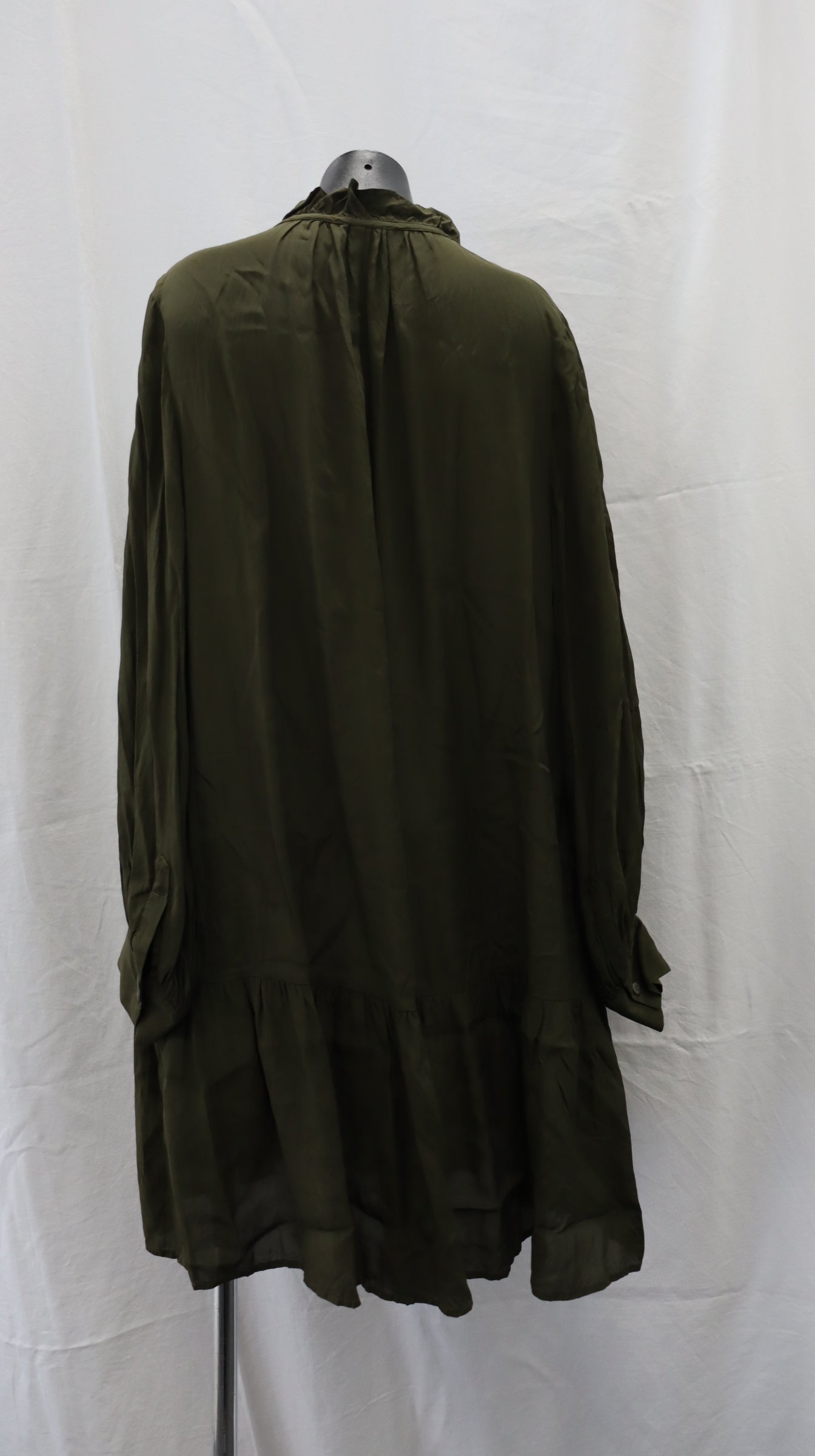 juliette hogan Midi Dress 14