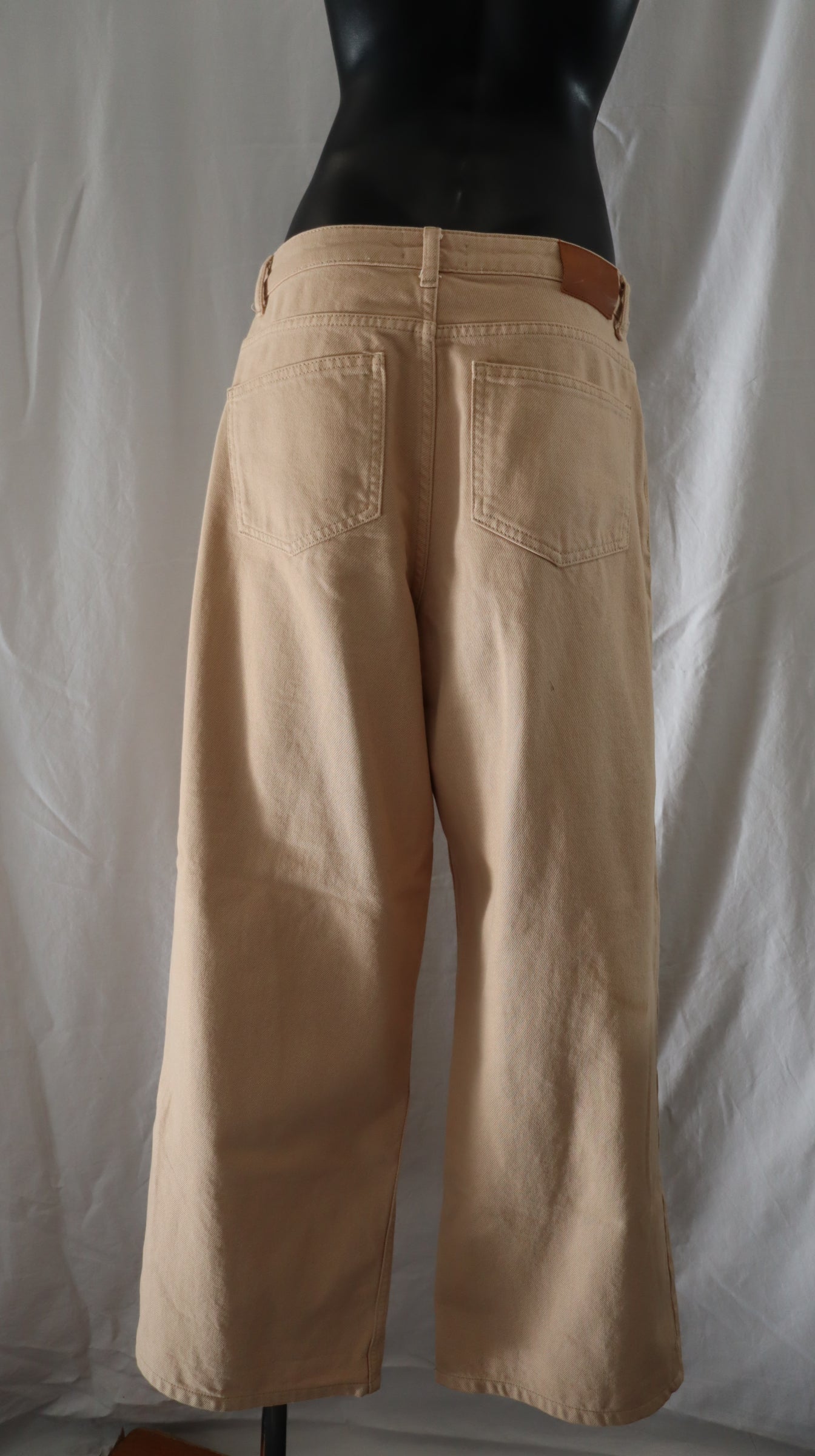 Norr Jeans 8