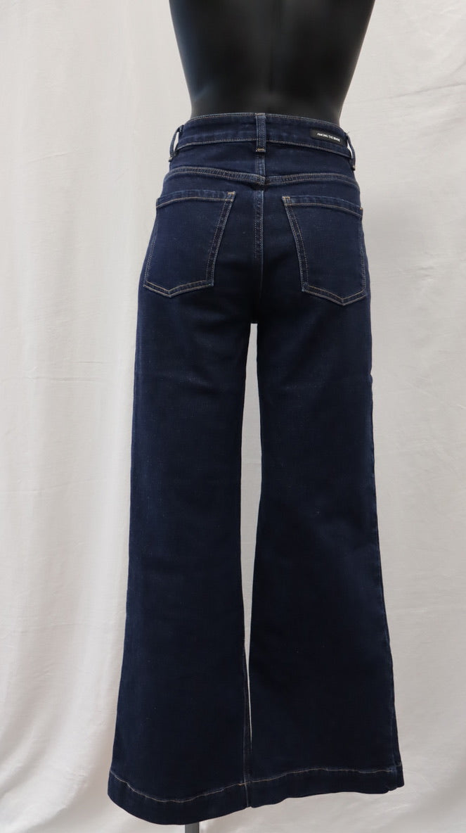 AMONG THE BRAVE Jeans 6
