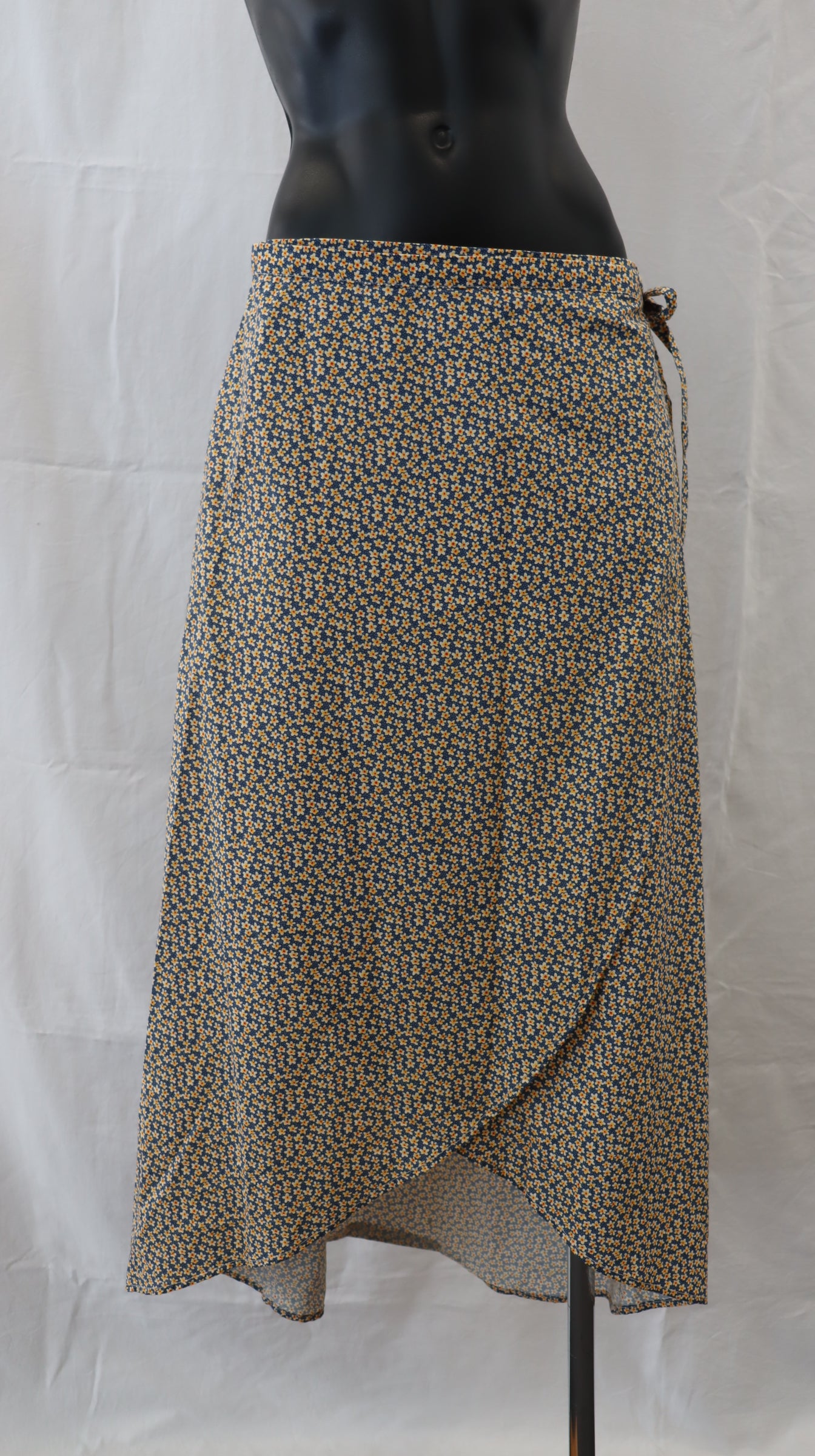tuesday Maxi Skirt M