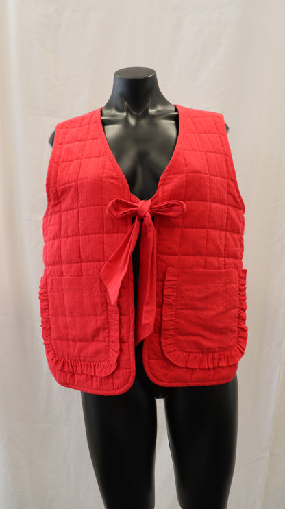 DAMSON MADDER. Vest 10