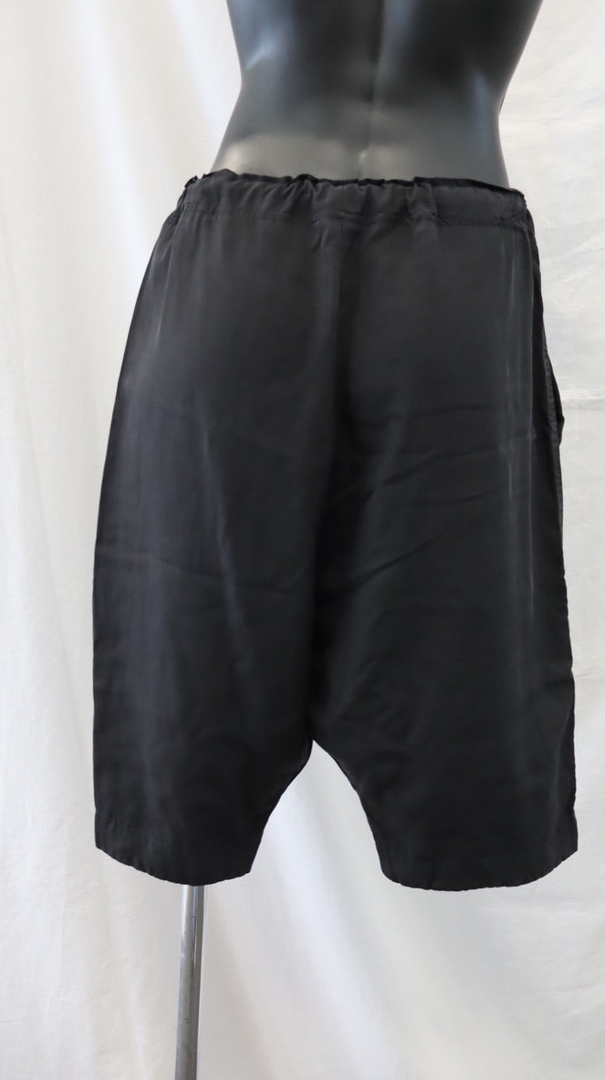 CHARMAINE REVELEY Shorts 10