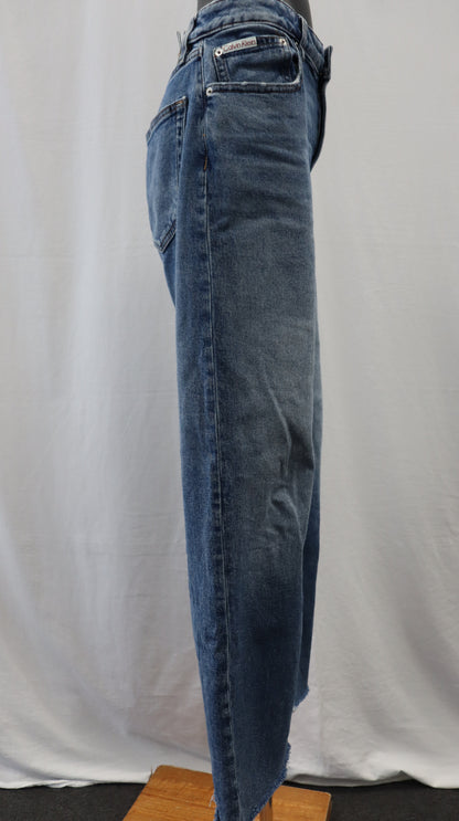 Calvin Klein Jeans 11
