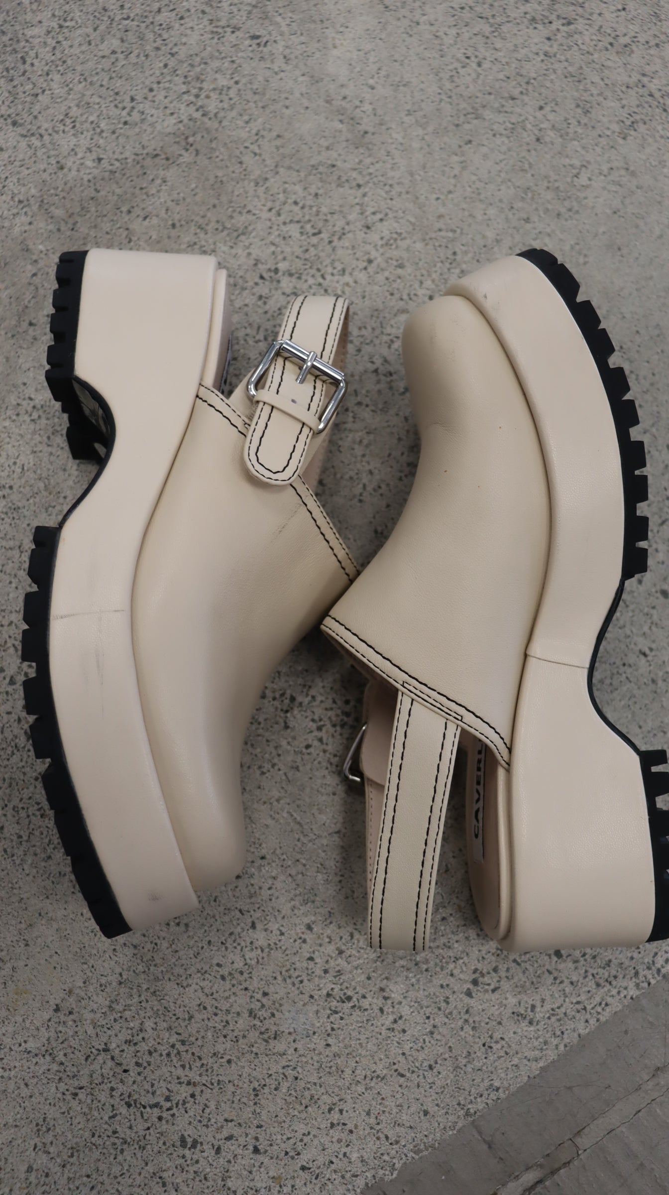 Caverley Clogs 37