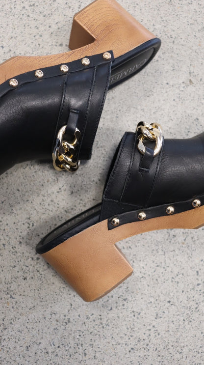 Carmela Clogs 37