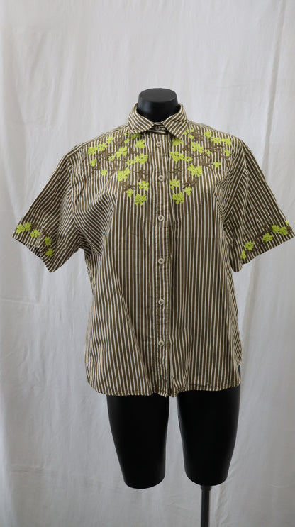 kowtow Button Up S
