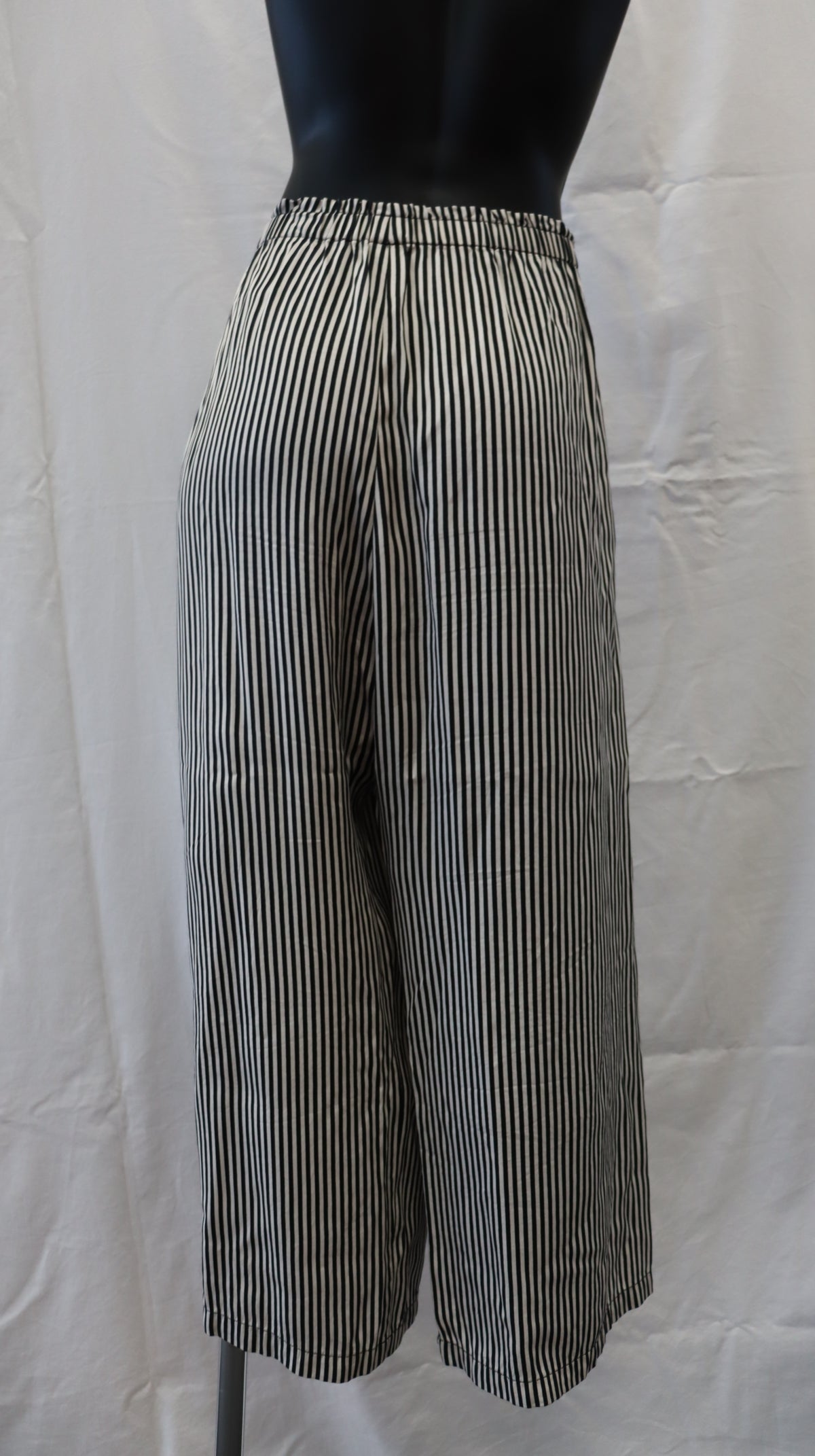 moochi Pants M - L