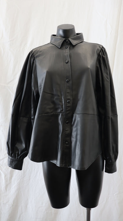 H & M Button Up M