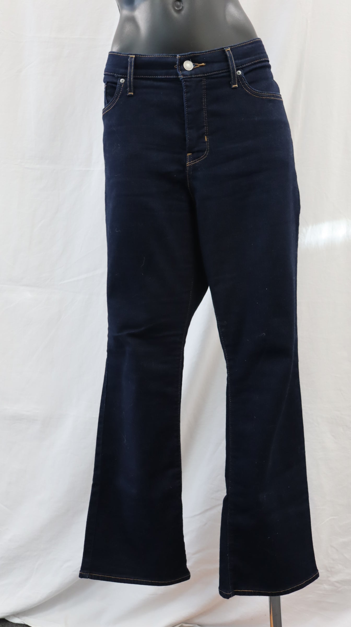 Levi Strauss & CO Jeans 14