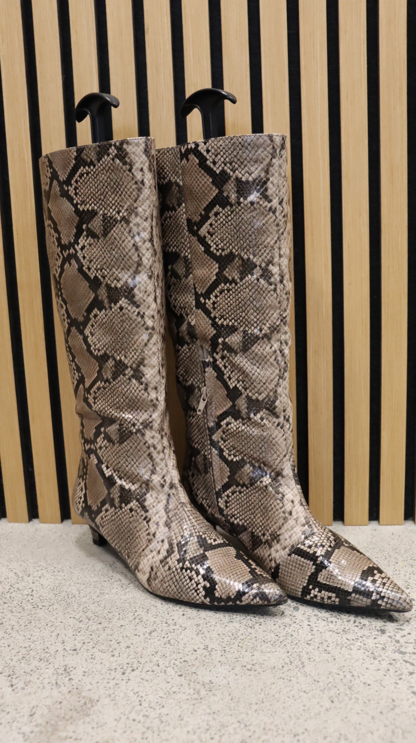 GLASSONS Boots 8