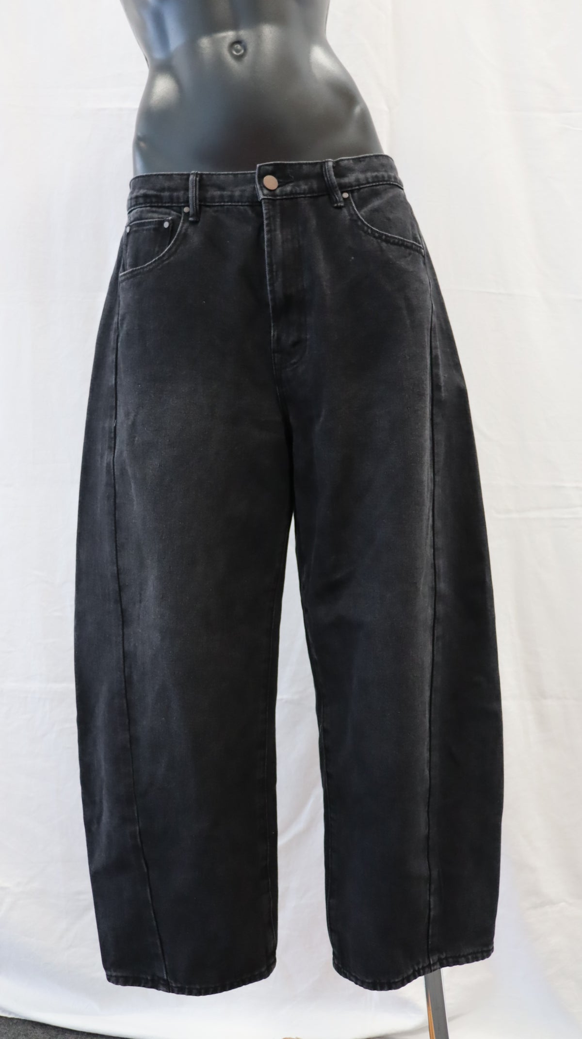 AMONG THE BRAVE Jeans 12