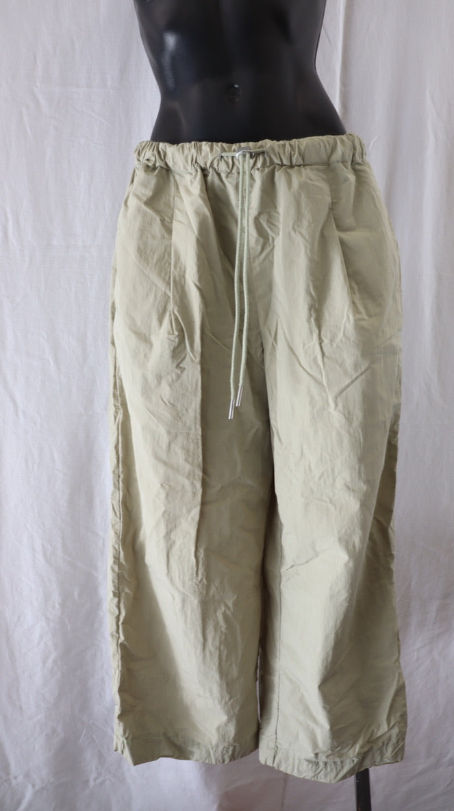 seed Pants 10