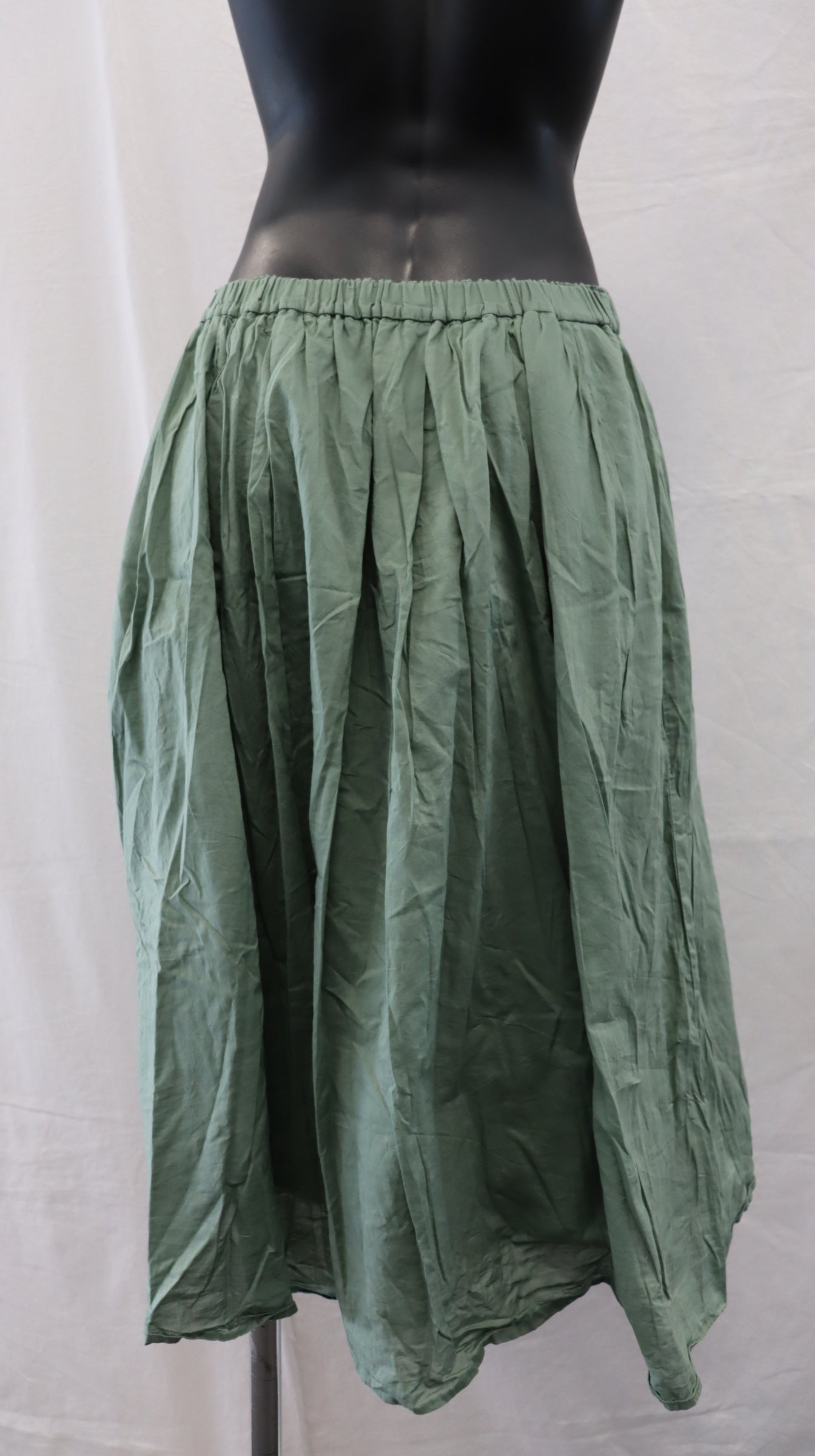 Uniqlo Midi Skirt M