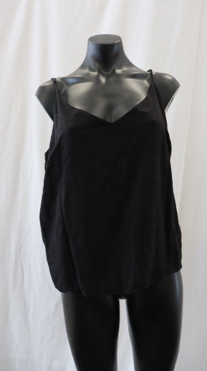 M A X singlet 16