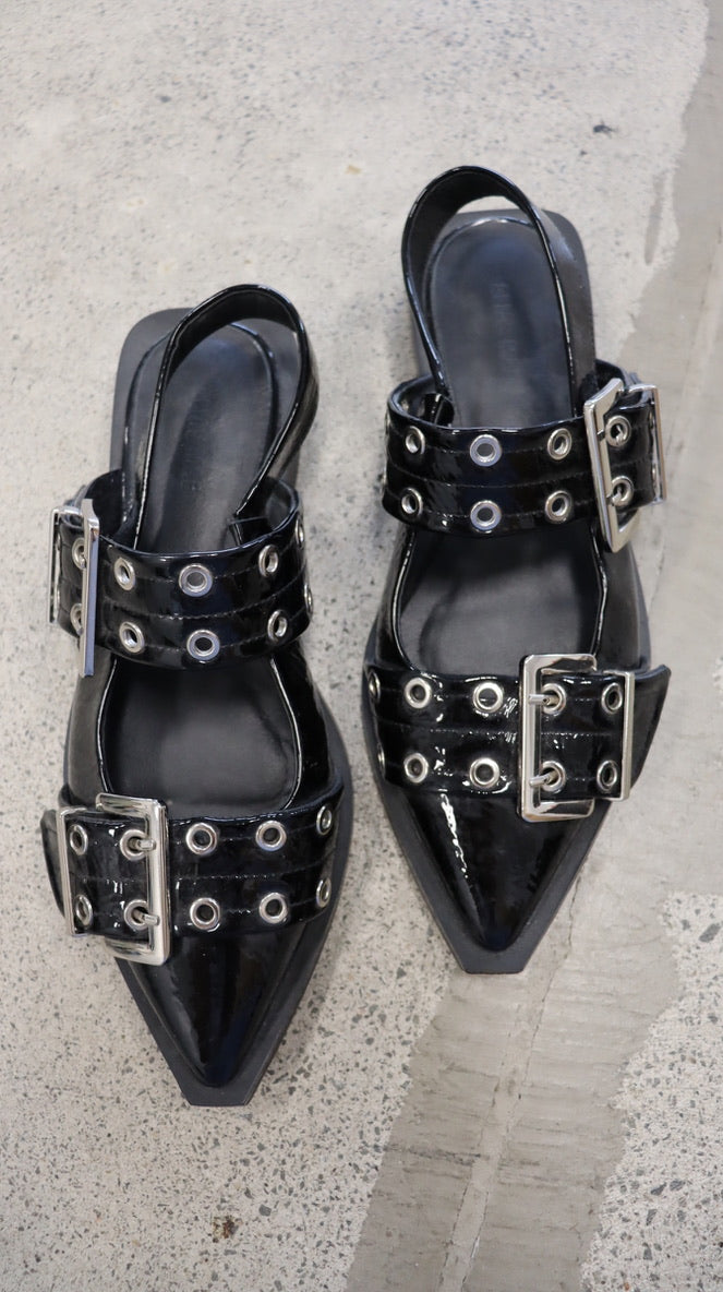 ALIAS MAE Flats 39
