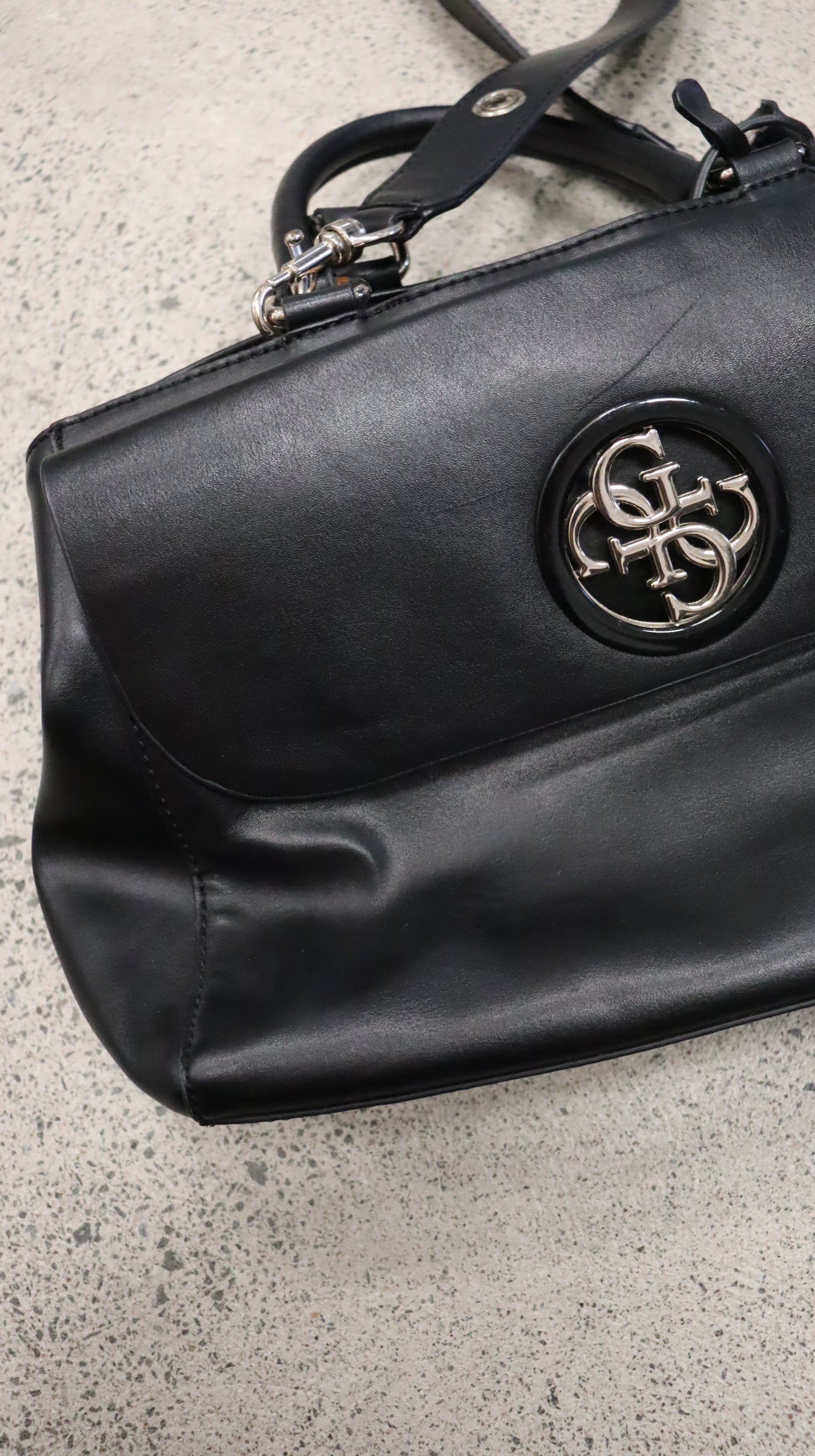 G U E S S handbag N/A