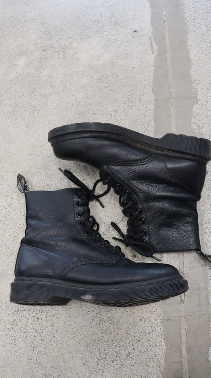 DrMartens Boots 38